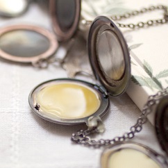 Твердые духи